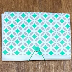 Geometric Patterned Document Organizer